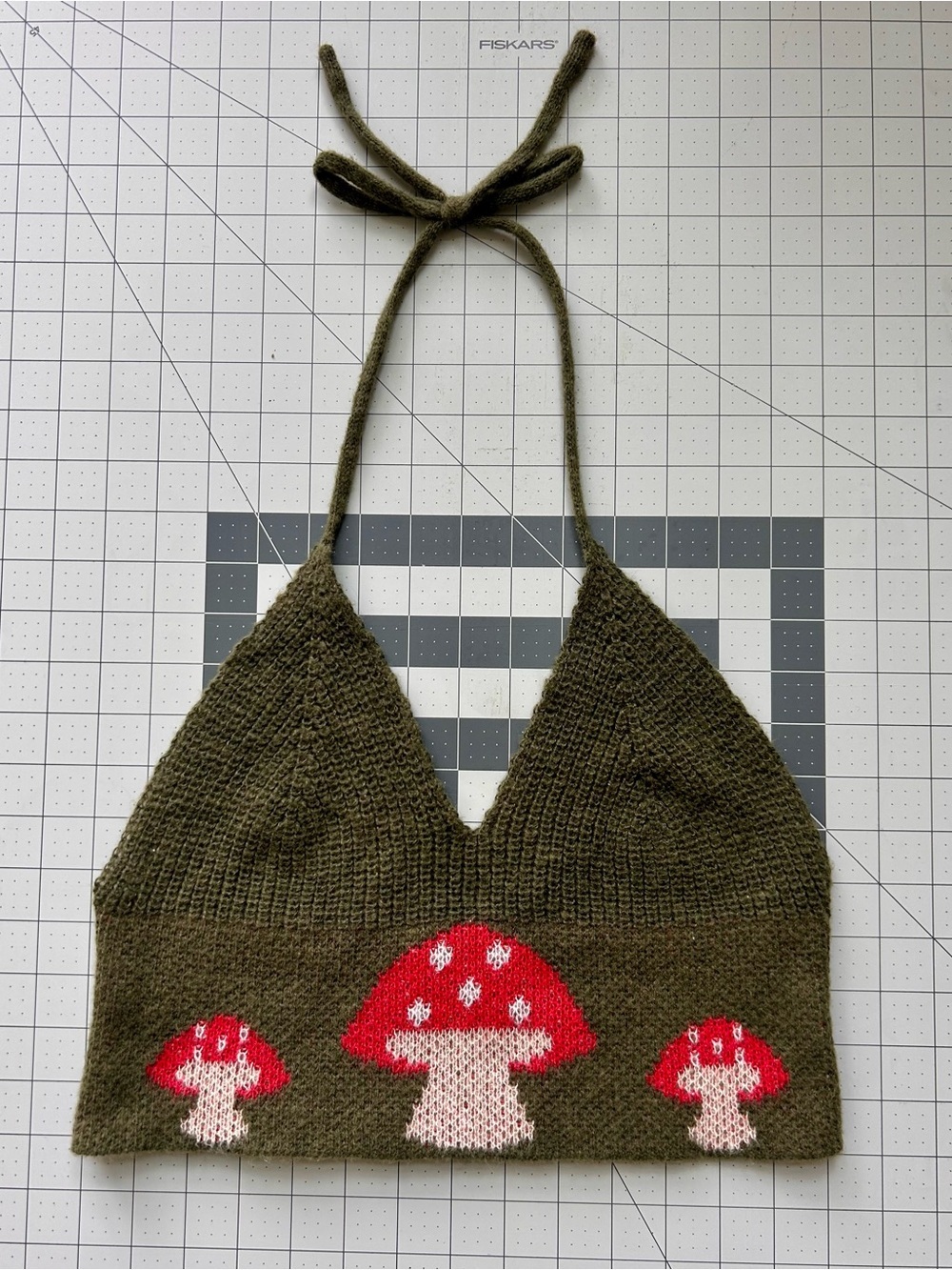 Olive Green Red Mushroom Knit Halter Crop Top Size Small Fairycore Cottagecore